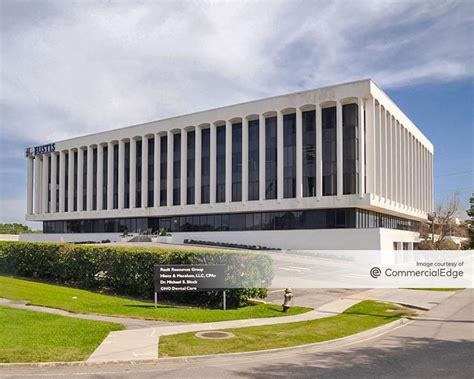 110 veterans memorial blvd